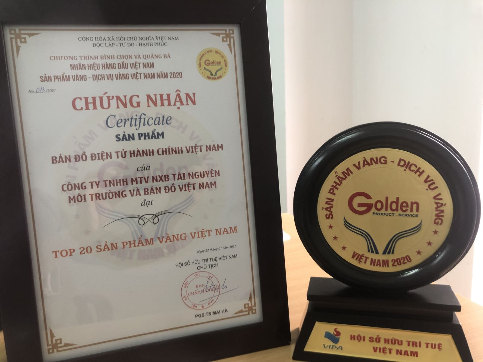 NXB Tài nguyên – Môi trường và Bản đồ Việt Nam nhận danh hiệu Top 20 Sản phẩm vàng Việt Nam năm 2020